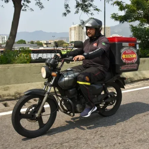 Desafios dos Motoboys: Como Superar os Obstáculos no Dia a Dia da Profissão
